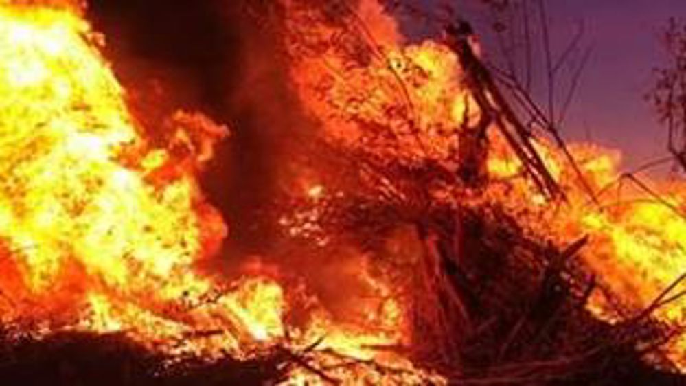 Les agriculteurs allument des « feux de la colère »
