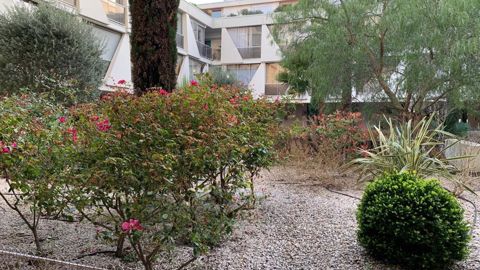 Les professionnels du paysage ne peuvent plus, à partir du 1er juillet 2022, utiliser des produits chimiques de synthèse pour l’entretien des jardins des particuliers ou des lieux à usage collectif fréquentés par le public. © O. Maillard