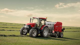 Les deux modèles de la série Farmall A sont équipés d une transmission mécanique synchronisée. Les deux modèles de la série Farmall A sont équipés d une transmission mécanique synchronisée.
