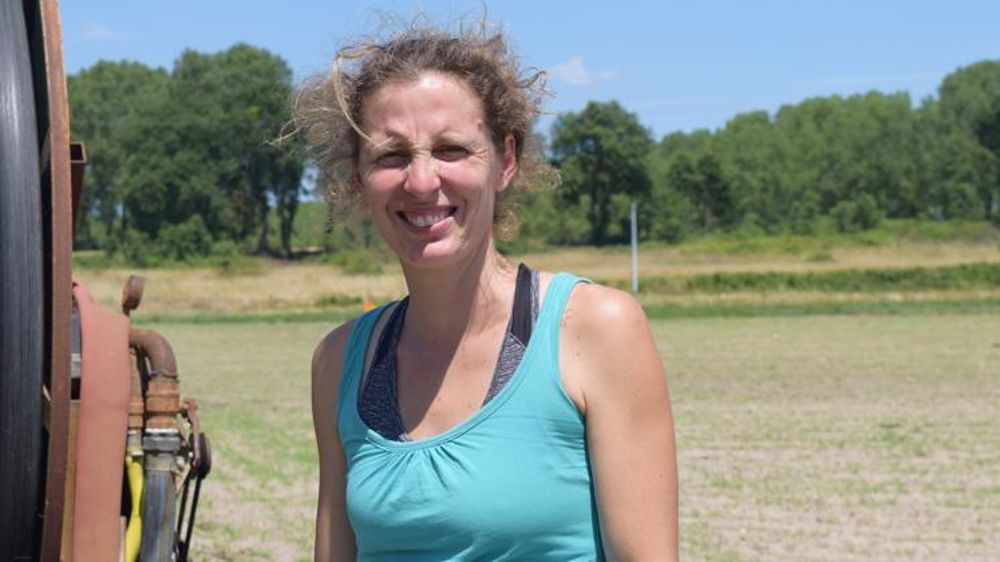 « Les parts du GFA ne pourront pas être revendues avant cinq ans », explique la jeune agricultrice, Julie Migaud. © Anne Mabire