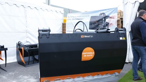 Le godet désileur Quicke Silocut plus performant dans les silos Le godet désileur Quicke Silocut plus performant dans les silos