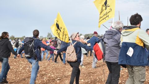 Les violences lors des manifestations ont donné une ampleur politique au projet de réserve d'eau des Deux-Sèvres. Les violences lors des manifestations ont donné une ampleur politique au projet de réserve d'eau des Deux-Sèvres.