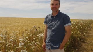 Jean-Marie Delanery considère la biodiversité comme une culture à part entière de son exploitation. Jean-Marie Delanery considère la biodiversité comme une culture à part entière de son exploitation.