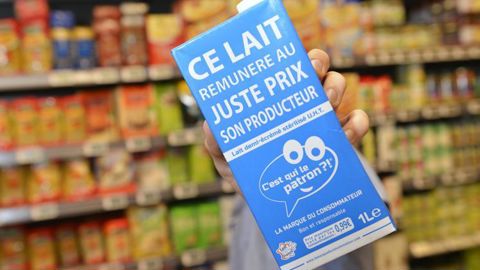 Brique de lait « C’est qui le patron ? ». © C. Faimali/GFA Brique de lait « C’est qui le patron ? ». © C. Faimali/GFA