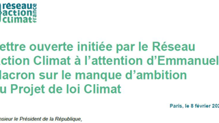 Autour de Réseau action climat, plusieurs organisations dont la Confédération paysanne estiment que les mesures du projet de loi climat sont insuffisantes pour atteindre l’objectif de réduction des émissions de 40 % à l’horizon de 2030. © Réseau action climat Autour de Réseau action climat, plusieurs organisations dont la Confédération paysanne estiment que les mesures du projet de loi climat sont insuffisantes pour atteindre l’objectif de réduction des émissions de 40 % à l’horizon de 2030. © Réseau action climat