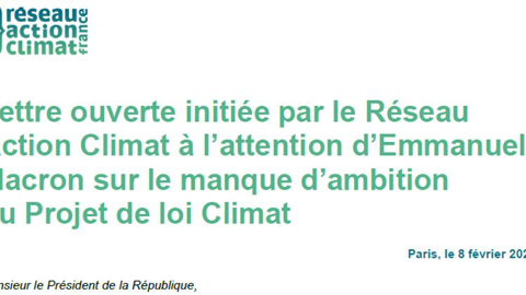 Autour de Réseau action climat, plusieurs organisations dont la Confédération paysanne estiment que les mesures du projet de loi climat sont insuffisantes pour atteindre l’objectif de réduction des émissions de 40 % à l’horizon de 2030. © Réseau action climat Autour de Réseau action climat, plusieurs organisations dont la Confédération paysanne estiment que les mesures du projet de loi climat sont insuffisantes pour atteindre l’objectif de réduction des émissions de 40 % à l’horizon de 2030. © Réseau action climat