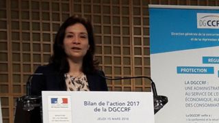 Delphine Gény-Stephann, secrétaire d’État auprès du ministre de l’Économie et des Finances, ce 15 mars 2018 lors de la présentation à Bercy du bilan de la DGCCRF pour l’année 2017. © Twitter/DGCCRF Delphine Gény-Stephann, secrétaire d’État auprès du ministre de l’Économie et des Finances, ce 15 mars 2018 lors de la présentation à Bercy du bilan de la DGCCRF pour l’année 2017. © Twitter/DGCCRF