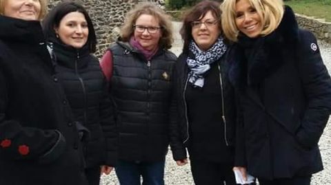 Pendant deux heures, Rachel, Séverine, Isabelle et Nadine (de gauche à droite) ont pu échanger en toute simplicité avec Brigitte Macron. © DR Pendant deux heures, Rachel, Séverine, Isabelle et Nadine (de gauche à droite) ont pu échanger en toute simplicité avec Brigitte Macron. © DR