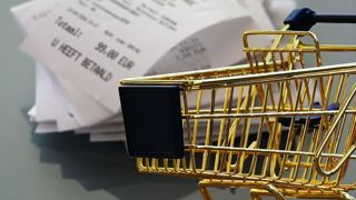 La proposition de la Commission européenne fait l’objet d’un lobbying intense à son encontre de la part grande distribution, témoignent des eurodéputés. La proposition de la Commission européenne fait l’objet d’un lobbying intense à son encontre de la part grande distribution, témoignent des eurodéputés.