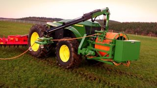 © John Deere © John Deere