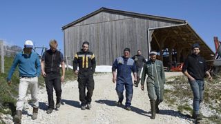 Du 15 au 29 novembre 2019, plusieurs visites collectives d’exploitations à céder sont organisées par les chambres d’agriculture. Leurs dates et leurs lieux sont disponibles sur le site de l’Assemblée permanente des chambres d’agriculture. © GFA Du 15 au 29 novembre 2019, plusieurs visites collectives d’exploitations à céder sont organisées par les chambres d’agriculture. Leurs dates et leurs lieux sont disponibles sur le site de l’Assemblée permanente des chambres d’agriculture. © GFA