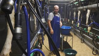 La feuille de paie de septembre devra tenir compte de la nouvelle grille des minima négociée par les partenaires sociaux le 15 juin 2022. © Thierry Pasquet La feuille de paie de septembre devra tenir compte de la nouvelle grille des minima négociée par les partenaires sociaux le 15 juin 2022. © Thierry Pasquet
