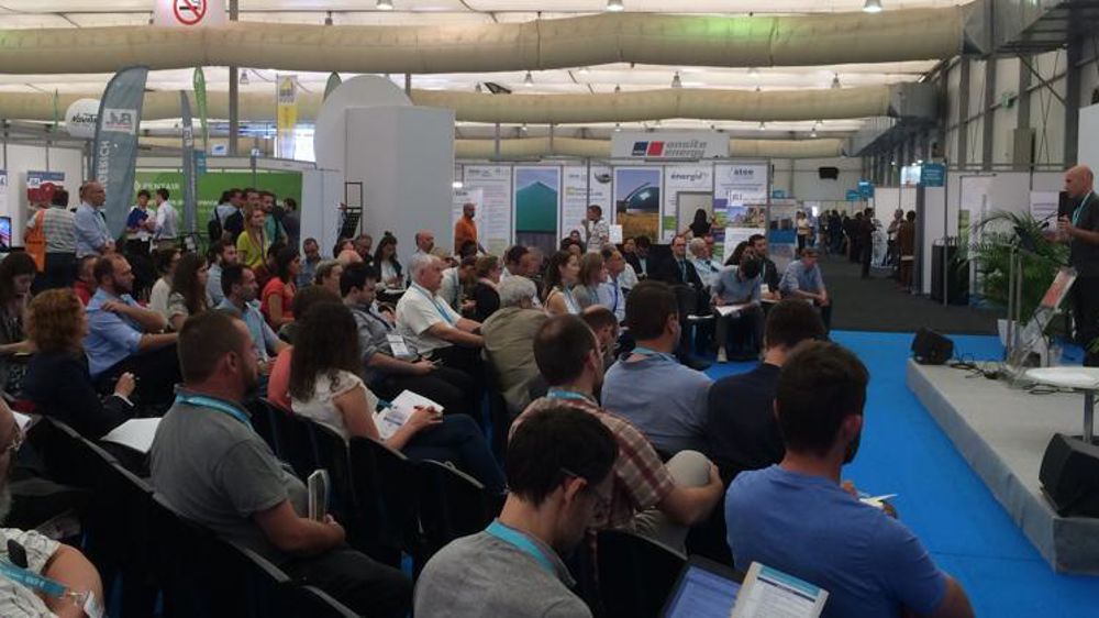 Les visiteurs, dont nombre d’agriculteurs, ont répondu présents ce mercredi 6 juin au salon ExpoBiogaz à Strasbourg ©V. Gobert/GFA