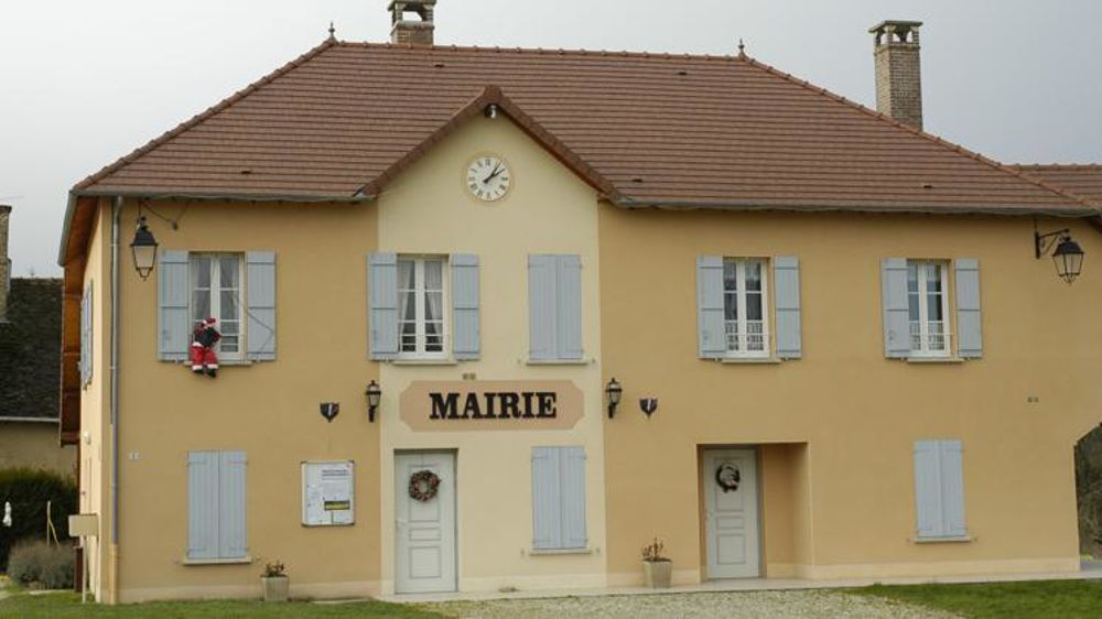 Il n’est parfois pas possible pour un agriculteur de garder le bénéfice de son ICHN, à cause de ses indemnités d’élu local © Crapon/GFA