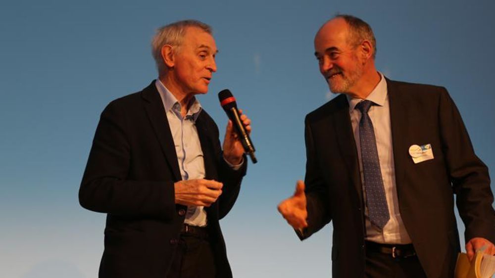 Pour Jean Jouzel (à gauche) en compagnie de Martial Marguet, président de l’Institut de l’élevage, « l’évolution des températures est telle que nous l’avions prévu il y a trente ans ».©MF.Malterre/GFA