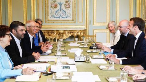 Un an après le lancement des États-généraux de l’alimentation, les représentants des cinq syndicats agricoles ont été reçus par le président de la République pour établir un point d’étape sur les dossiers en cours. © Twitter du ministère de l’Agriculture Un an après le lancement des États-généraux de l’alimentation, les représentants des cinq syndicats agricoles ont été reçus par le président de la République pour établir un point d’étape sur les dossiers en cours. © Twitter du ministère de l’Agriculture