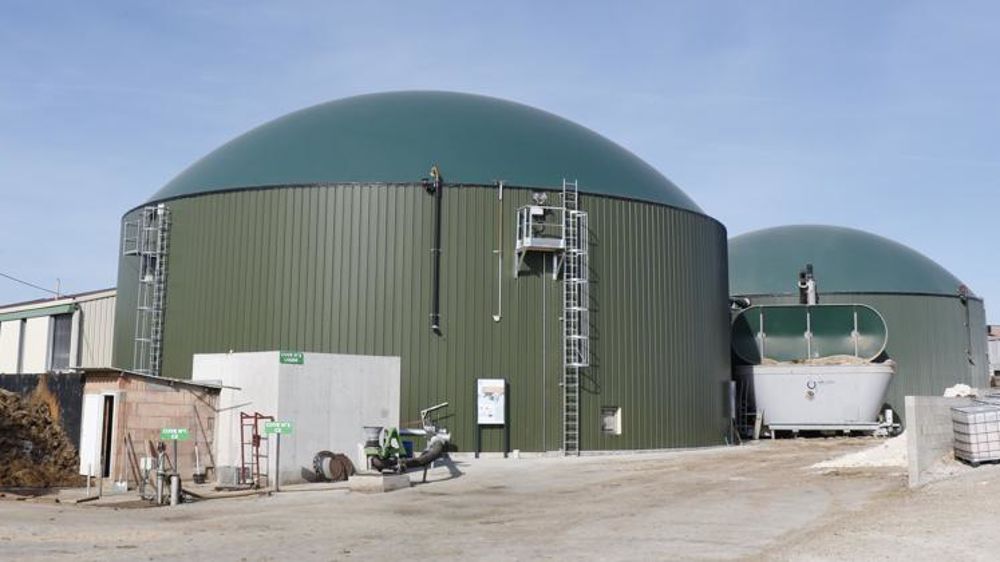 Installation de méthanisation des frères Peterschmitt (Territoire de Belfort). Ils produisent du bio-GNV qui est injecté dans les véhicules de l’exploitation. © C. Le Gall/GFA