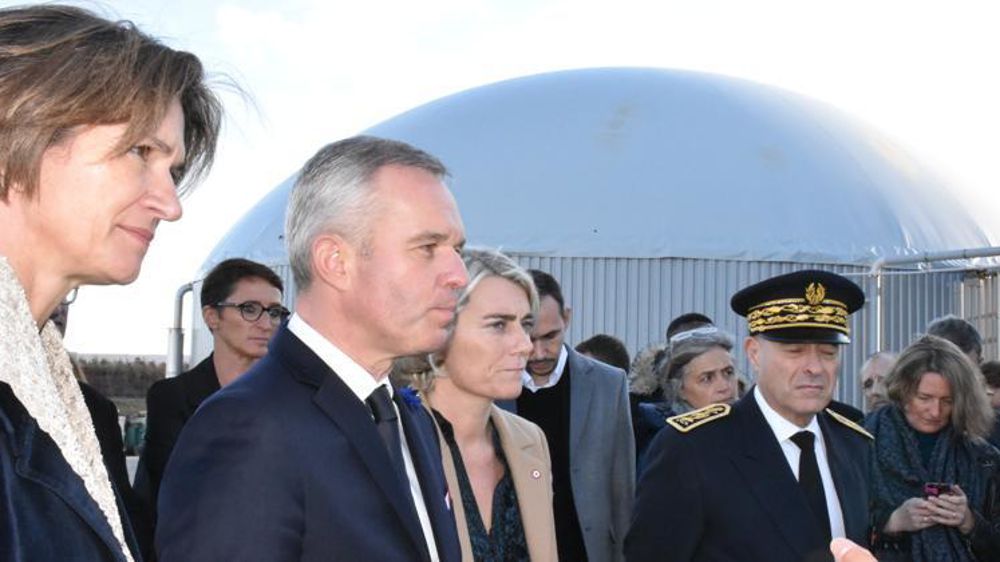 Isabelle Kocher, directrice générale d’Engie, et François de Rugy, ministre de la Transition écologique et solidaire, ont montré en exemple Beauce Gâtinais Biogaz, le méthaniseur de la coopérative Agropithiviers. © Aude Richard