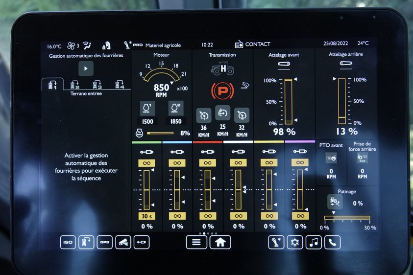 Essai tracteur : JCB Fastrac 4220 iCon, tout à portée de main