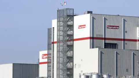 Lait infantile. La reprise de la partie séchage du site Synutra de Carhaix (Finistère) devrait permettre à Sodiaal de faire passer sa production de poudre de lait infantile de 30 000 t, via ses sites de Montauban (Tarn-et-Garonne) et Guingamp (Côtes-d’Armor), à 90 000 t. Lait infantile. La reprise de la partie séchage du site Synutra de Carhaix (Finistère) devrait permettre à Sodiaal de faire passer sa production de poudre de lait infantile de 30 000 t, via ses sites de Montauban (Tarn-et-Garonne) et Guingamp (Côtes-d’Armor), à 90 000 t.