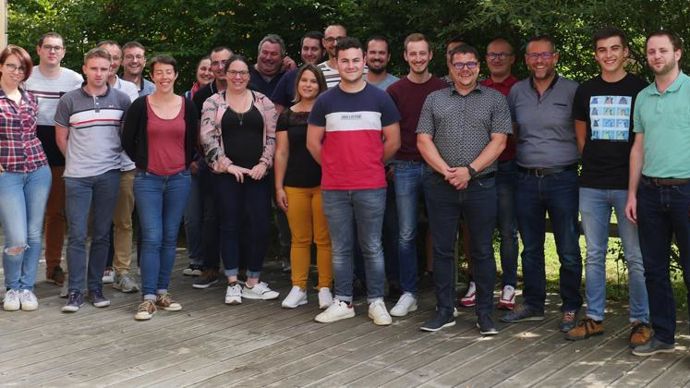 Les dix-sept techniciens agroenvironnementaux de la coopérative Cavac assurent l’accompagnement individuel des exploitants s’engageant dans la certification HVE.