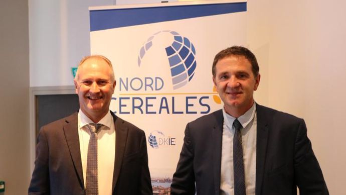 Joël Ratel, DG de Nord Céréales (à g.), et Laurent Bué, président, ont annoncé le 19 novembre : « Malgré une récolte 2021 de qualité hétérogène et une préférence de l’Algérie cette année pour les provenances russes, nous tablons sur un volume d’exportation d’ici à juin 2022 équivalent à l’an dernier. » © B. CAILLIEZ