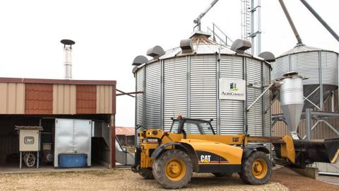 Ventilation, freintes, réfactions, volatilité… Le stockage à la ferme n’est pas une activité sans risques pour les agriculteurs. © C. THIRIET