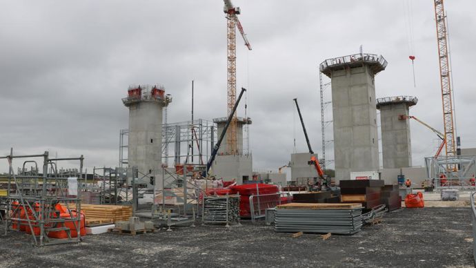 Ynsect et la plus grande ferme verticale de production d’insectes du monde, à Poulainville, près d’Amiens. B. CAILLIEZ