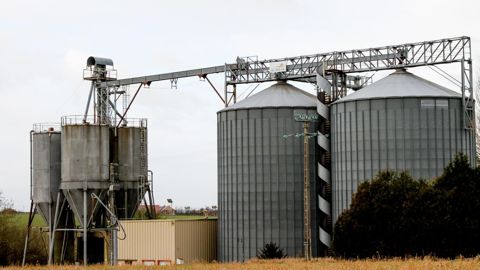 Cellules de stockage des grains à Fel (Orne). ALEXIS DUFUMIER