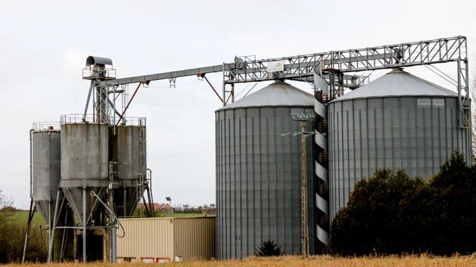Cellules de stockage des grains à Fel (Orne). ALEXIS DUFUMIER