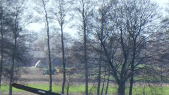 En Pologne, 90 % des agriculteurs ont moins de 4 ha, les technico-commerciaux ne les visitent plus depuis longtemps mais leur vendent des produits.