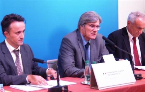 Stéphane Le Foll, ministre de l'Agriculture présente son budget contraint pour 2012.