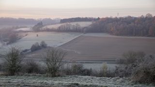Selon la Confédération paysanne, l'exploitation reprise « représente 7 fois la surface nécessaire à la viabilité économique d'une entreprise agricole ». Selon la Confédération paysanne, l'exploitation reprise « représente 7 fois la surface nécessaire à la viabilité économique d'une entreprise agricole ».