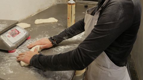 Ce fonds de soutien plafonné à 2000 euros est réservé aux boulangers et pâtissiers ruraux. Ce fonds de soutien plafonné à 2000 euros est réservé aux boulangers et pâtissiers ruraux.