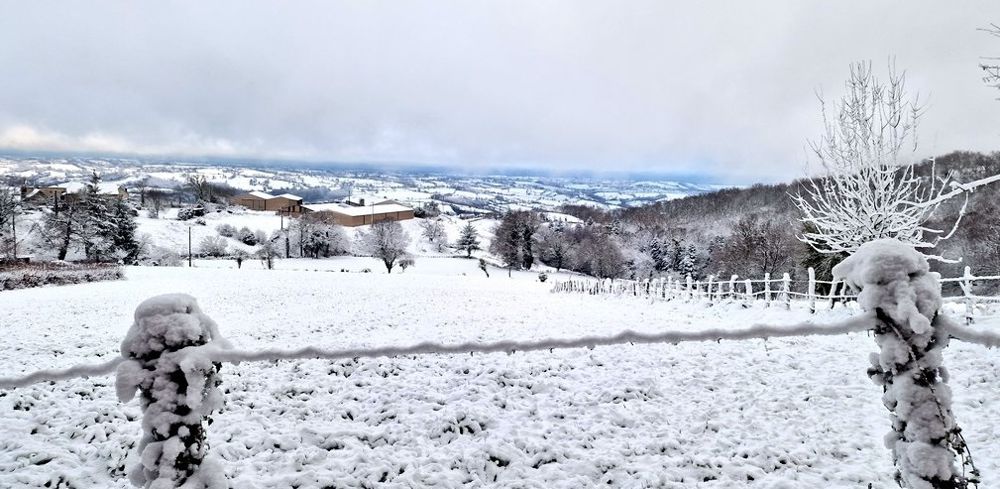 Nouvel épisode neigeux de la Dordogne au Roussillon et à l'ouest du Languedoc.