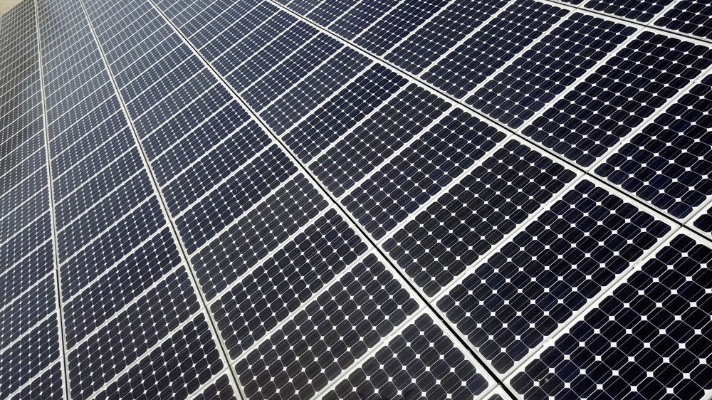 JA estime que les incertitudes de la loi sont "une nouvelle opportunité pour les appétits voraces de remettre en jeu la question des terres sur lesquelles installer des panneaux".