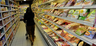 Le panier anti-inflation doit contenir une cinquantaine de références à très bas prix. Le panier anti-inflation doit contenir une cinquantaine de références à très bas prix.