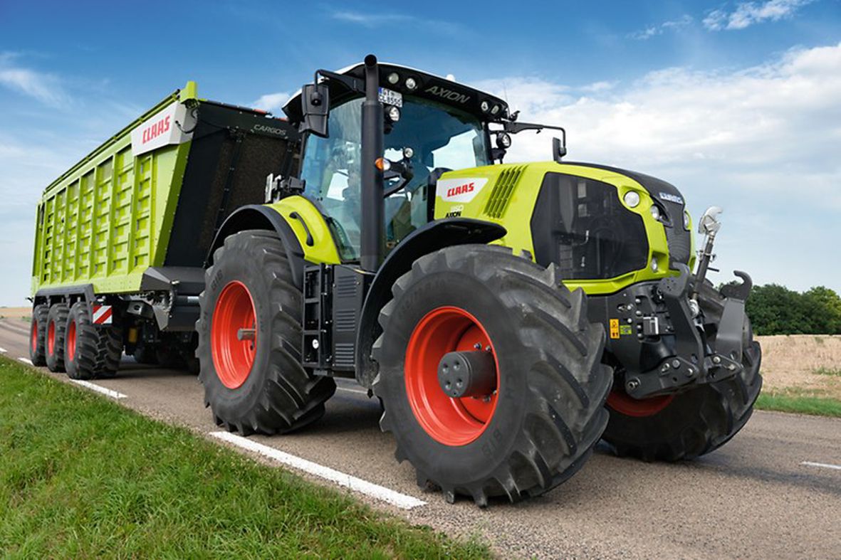 Claas Ans D Anniversaire Et Pr S De Tracteurs Fabriqu S Au Mans