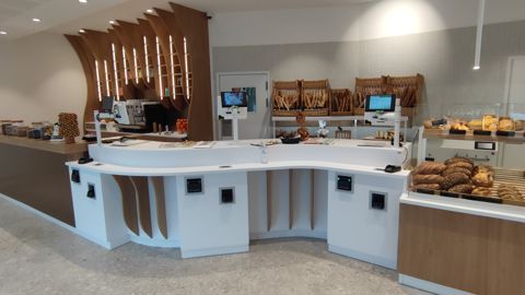 Parmi l’ensemble des solutions proposées aux boulangers il convient de les adapter aux besoins propres et spécificités de chaque point de vente