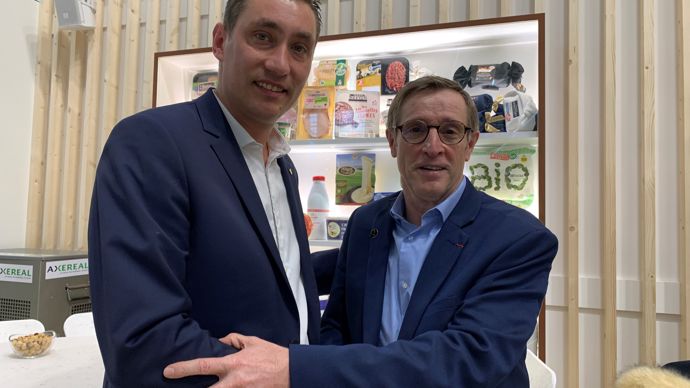 Samuel Vandaele, président de France Carbon Agri Association, et Dominique Chargé, président de La Coopération agricole, lors du Sia 2023.