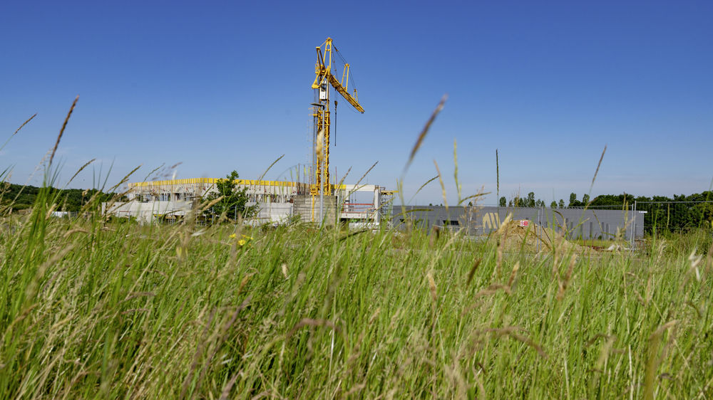 Le gouvernement est favorable à une enveloppe minimale d’artificialisation équivalant à 1 % de la surface urbanisée des communes rurales peu denses, soit quelque 20 000 hectares.