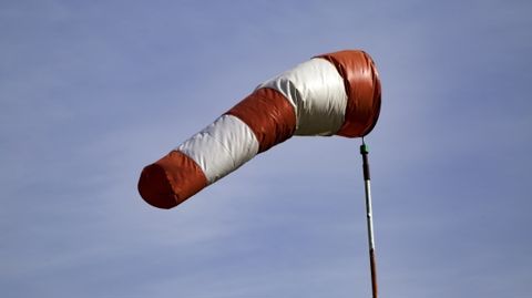 Les rafales approcheront le plus souvent les 70 à 80 km/h dans l'intérieur du pays.