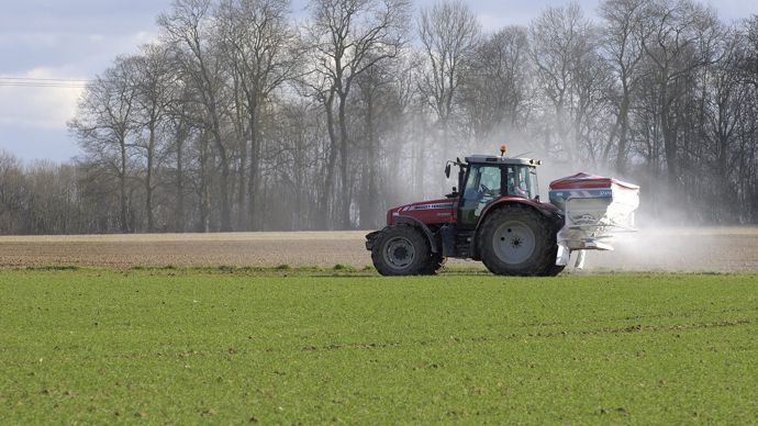 41 % des agriculteurs interrogés envisagent d’utiliser moins d’azote cette campagne, selon notre baromètre Agrodistribution-ADquation.