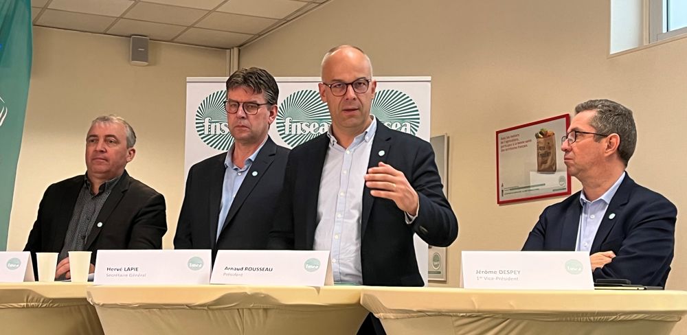 Patrick Benezit (deuxième vice-président), Hervé Lapie (secrétaire général), Arnaud Rousseau (président) et Jérôme Despey (premier vice-président) se sont présentés à la presse après leurs élections le 13 avril 2023.