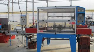 La forte mécanisation, la robotisation et la numérisation ont allégé les difficultés physiques des tâches. Mais,conduisant les entreprises vers le modèle industriel, elles accentuent la désillusion de celles et ceux arrivés vers les métiers avec une idéalisation de nature. La forte mécanisation, la robotisation et la numérisation ont allégé les difficultés physiques des tâches. Mais,conduisant les entreprises vers le modèle industriel, elles accentuent la désillusion de celles et ceux arrivés vers les métiers avec une idéalisation de nature.