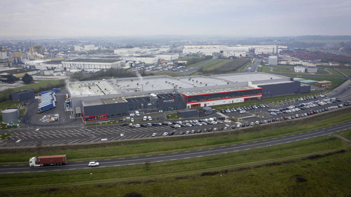 Inauguré vendredi14 avril, le nouvel abattoir d’Ancenis (Loire-Atlantique) de Galliance occupe 18 000 m². Il a été construit à proximité de l’ancien, datant de 1970, et à quelques centaines de mètres du siège social de Terrena.