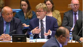 Devant la commission des finances de l’Assemblée nationale, le 9 mai 2023, le ministre de l’Agriculture a présenté sa stratégie pour l'avenir de l'agriculture biologique. Devant la commission des finances de l’Assemblée nationale, le 9 mai 2023, le ministre de l’Agriculture a présenté sa stratégie pour l'avenir de l'agriculture biologique.