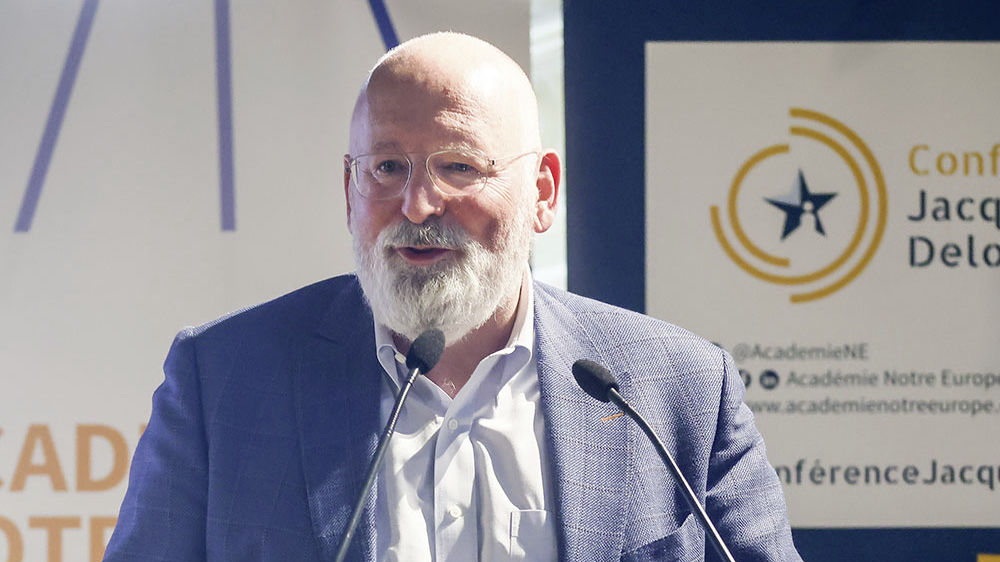 «On n'a pas le luxe de pauses» en matière environnementale, assure le vice-président de la Commission européenne, Frans Timmermans. «On n'a pas le luxe de pauses» en matière environnementale, assure le vice-président de la Commission européenne, Frans Timmermans.