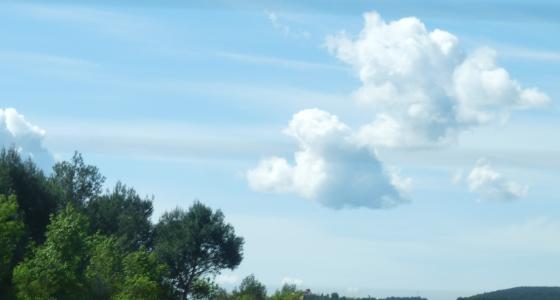Nuages dans le ciel