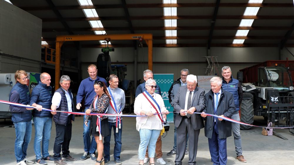 Les présidents des 8 Cumas membres de la Cuma Galaxie lors de son inauguration le 2 juin à Maretz.